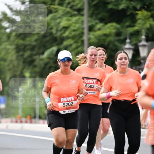 15.06.2025 - REWE Women's Run Dr. Thomas Lammeyer http://msf.ph/oto/7980100 15.06.2025 10:45:07 Laufen 5202, 5502 meine-sportfotos.de