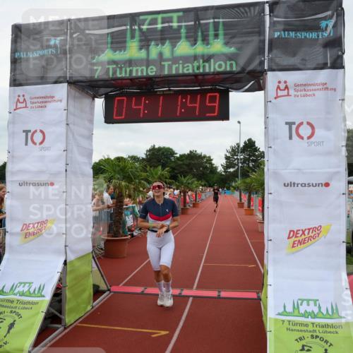 15.06.2025 - 7 Türme Triathlon Michael Strokosch http://msf.ph/oto/7980108 15.06.2025 14:11:48 Ziel 443, 543, 732 meine-sportfotos.de
