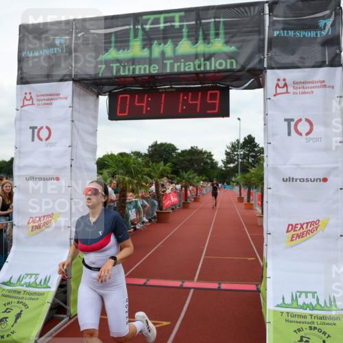 15.06.2025 - 7 Türme Triathlon Michael Strokosch http://msf.ph/oto/7980124 15.06.2025 14:11:49 Ziel 389, 443, 732 meine-sportfotos.de