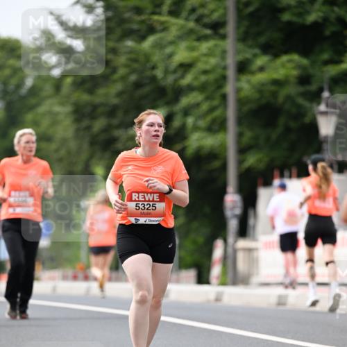 15.06.2025 - REWE Women's Run Dr. Thomas Lammeyer http://msf.ph/oto/7980172 15.06.2025 10:45:09 Laufen 5325 meine-sportfotos.de