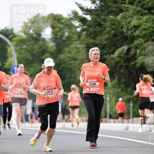 15.06.2025 - REWE Women's Run Dr. Thomas Lammeyer http://msf.ph/oto/7980244 15.06.2025 10:45:10 Laufen 5596, 5430, 02 meine-sportfotos.de