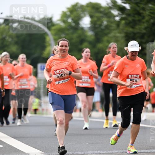 15.06.2025 - REWE Women's Run Dr. Thomas Lammeyer http://msf.ph/oto/7980292 15.06.2025 10:45:12 Laufen 530, 5023 meine-sportfotos.de