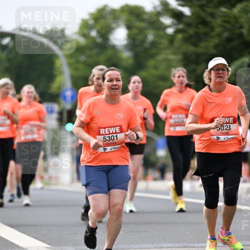 15.06.2025 - REWE Women's Run Dr. Thomas Lammeyer http://msf.ph/oto/7980318 15.06.2025 10:45:12 Laufen 5301, 5023 meine-sportfotos.de