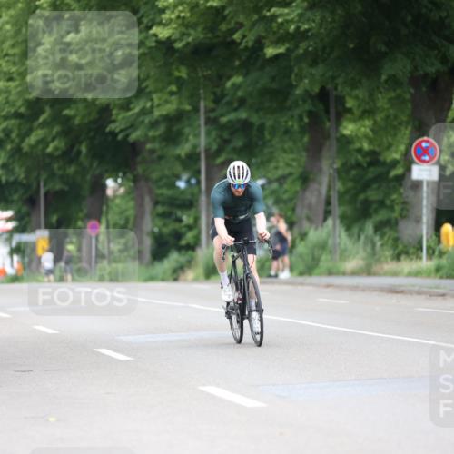 15.06.2025 - 7 Türme Triathlon Yannick Fuchs http://msf.ph/oto/7980352 15.06.2025 11:21:54 Radfahren  meine-sportfotos.de