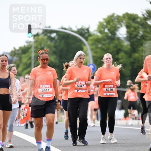 15.06.2025 - REWE Women's Run Dr. Thomas Lammeyer http://msf.ph/oto/7980396 15.06.2025 10:45:15 Laufen 5411, 5412, 5347, 5346 meine-sportfotos.de