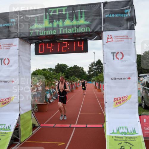 15.06.2025 - 7 Türme Triathlon Michael Strokosch http://msf.ph/oto/7980426 15.06.2025 14:12:14 Ziel 801, 845, 1001, 1047 meine-sportfotos.de