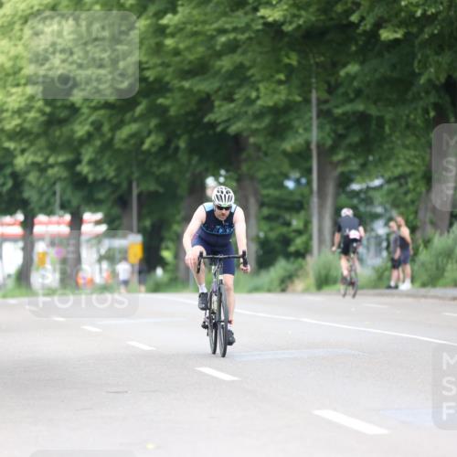 15.06.2025 - 7 Türme Triathlon Yannick Fuchs http://msf.ph/oto/7980457 15.06.2025 11:21:58 Radfahren  meine-sportfotos.de