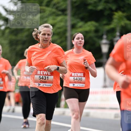15.06.2025 - REWE Women's Run Dr. Thomas Lammeyer http://msf.ph/oto/7980475 15.06.2025 10:45:16 Laufen 5431, 5430 meine-sportfotos.de
