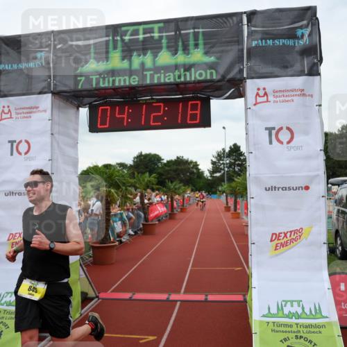 15.06.2025 - 7 Türme Triathlon Michael Strokosch http://msf.ph/oto/7980476 15.06.2025 14:12:18 Ziel 801, 845, 1001 meine-sportfotos.de