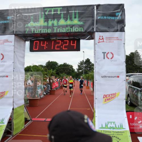 15.06.2025 - 7 Türme Triathlon Michael Strokosch http://msf.ph/oto/7980495 15.06.2025 14:12:24 Ziel 530, 651, 845, 877 meine-sportfotos.de
