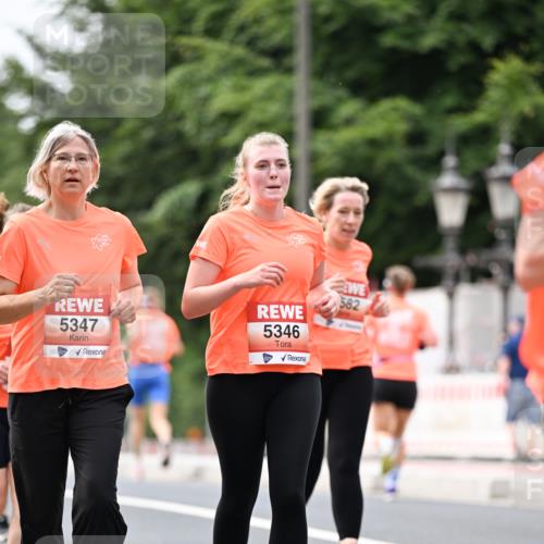 15.06.2025 - REWE Women's Run Dr. Thomas Lammeyer http://msf.ph/oto/7980532 15.06.2025 10:45:18 Laufen 5347, 5346 meine-sportfotos.de