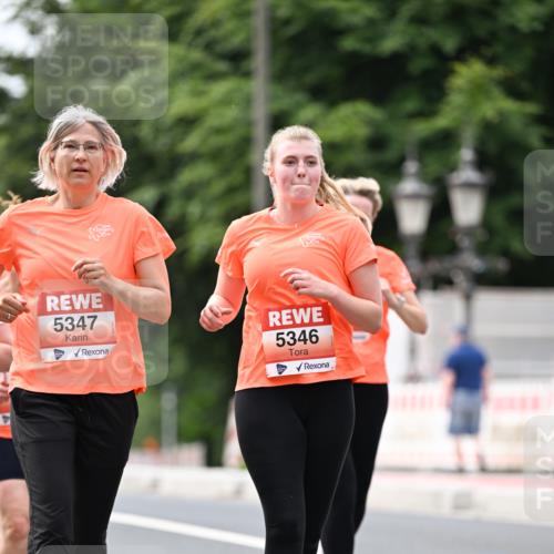 15.06.2025 - REWE Women's Run Dr. Thomas Lammeyer http://msf.ph/oto/7980559 15.06.2025 10:45:19 Laufen 5347, 5346 meine-sportfotos.de