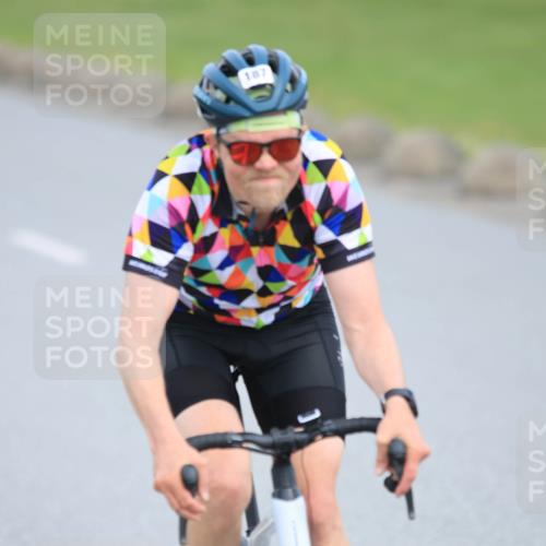 15.06.2025 - 27. Vierlanden-Triathlon H.Heesch http://msf.ph/oto/7980640 15.06.2025 10:41:09 Radfahren 114, 152, 187, 275, 289, 366, 426 meine-sportfotos.de