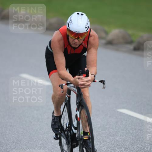 15.06.2025 - 27. Vierlanden-Triathlon H.Heesch http://msf.ph/oto/7980651 15.06.2025 10:41:11 Radfahren 114, 152, 187, 275, 366, 426 meine-sportfotos.de