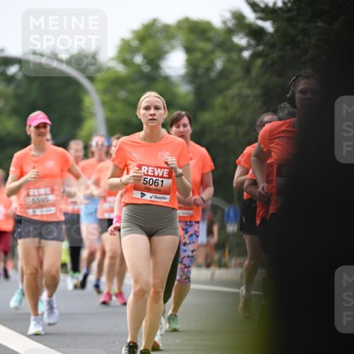 15.06.2025 - REWE Women's Run Dr. Thomas Lammeyer http://msf.ph/oto/7980668 15.06.2025 10:45:25 Laufen 5061, 5595 meine-sportfotos.de