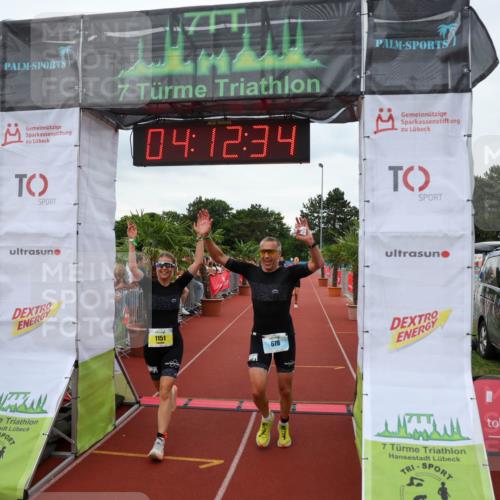 15.06.2025 - 7 Türme Triathlon Michael Strokosch http://msf.ph/oto/7980671 15.06.2025 14:12:34 Ziel 651, 678, 877, 918, 1151 meine-sportfotos.de