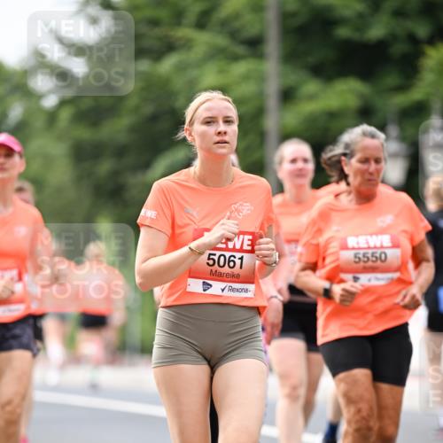 15.06.2025 - REWE Women's Run Dr. Thomas Lammeyer http://msf.ph/oto/7980680 15.06.2025 10:45:28 Laufen 5061, 5550, 77 meine-sportfotos.de