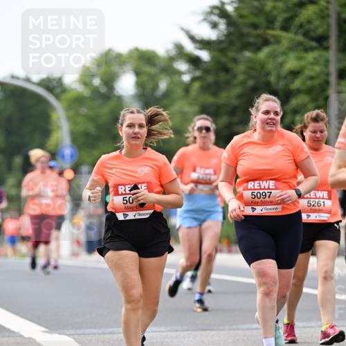 15.06.2025 - REWE Women's Run Dr. Thomas Lammeyer http://msf.ph/oto/7980740 15.06.2025 10:45:30 Laufen 50, 5097, 5261 meine-sportfotos.de