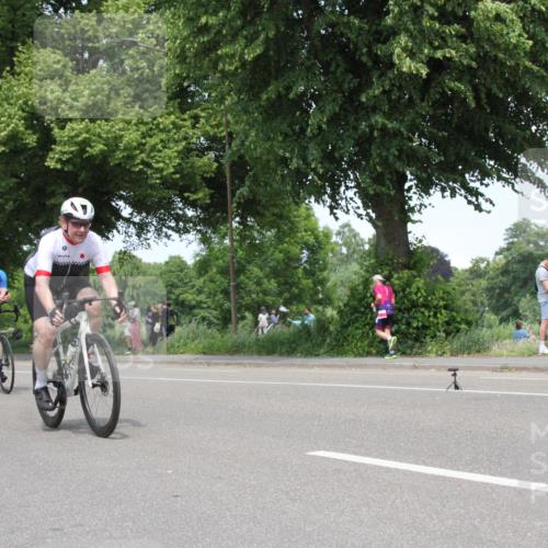 15.06.2025 - 7 Türme Triathlon Yannick Fuchs http://msf.ph/oto/7980741 15.06.2025 13:26:41 Radfahren  meine-sportfotos.de
