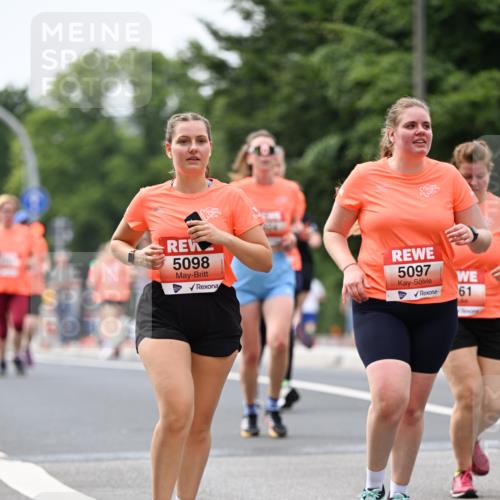 15.06.2025 - REWE Women's Run Dr. Thomas Lammeyer http://msf.ph/oto/7980757 15.06.2025 10:45:30 Laufen 5098, 5097, 61 meine-sportfotos.de