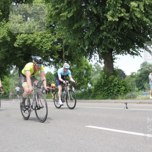 15.06.2025 - 7 Türme Triathlon Yannick Fuchs http://msf.ph/oto/7980774 15.06.2025 13:26:51 Radfahren  meine-sportfotos.de