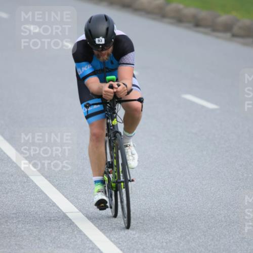 15.06.2025 - 27. Vierlanden-Triathlon H.Heesch http://msf.ph/oto/7980803 15.06.2025 10:41:45 Radfahren 22, 34, 45, 93, 121, 134, 151, 205 meine-sportfotos.de