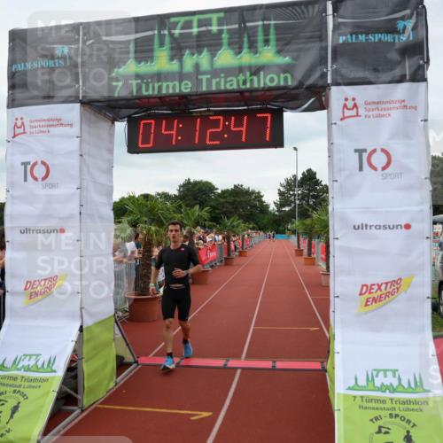 15.06.2025 - 7 Türme Triathlon Michael Strokosch http://msf.ph/oto/7980811 15.06.2025 14:12:47 Ziel 752, 875 meine-sportfotos.de