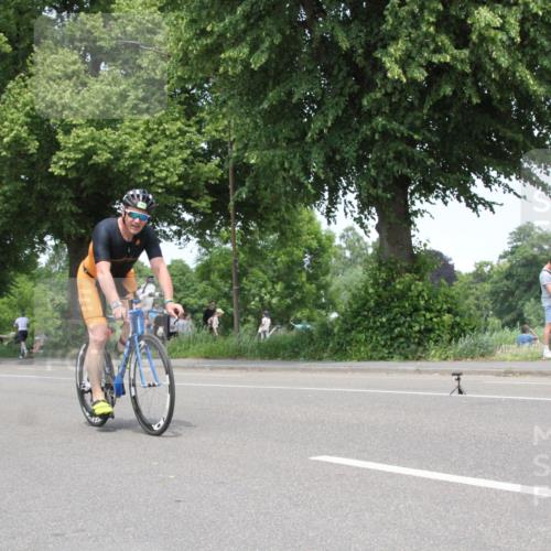 15.06.2025 - 7 Türme Triathlon Yannick Fuchs http://msf.ph/oto/7980812 15.06.2025 13:26:52 Radfahren  meine-sportfotos.de