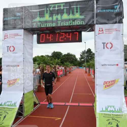 15.06.2025 - 7 Türme Triathlon Michael Strokosch http://msf.ph/oto/7980823 15.06.2025 14:12:47 Ziel 752, 875 meine-sportfotos.de