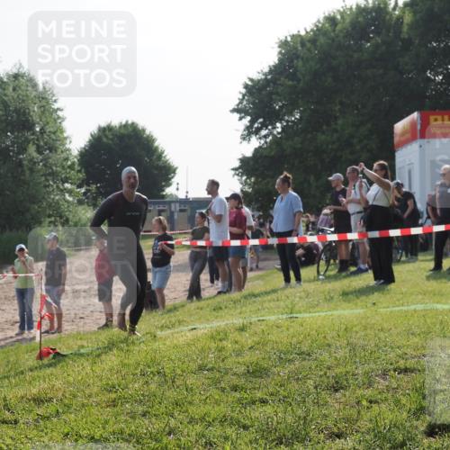 15.06.2025 - 27. Vierlanden-Triathlon KatJ http://msf.ph/oto/7980844 15.06.2025 08:45:48 Schwimmen 104, 116, 125, 145, 150 meine-sportfotos.de