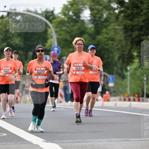 15.06.2025 - REWE Women's Run Dr. Thomas Lammeyer http://msf.ph/oto/7980850 15.06.2025 10:45:34 Laufen 5267, 5277, 5231 meine-sportfotos.de
