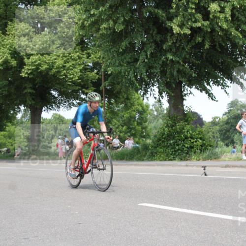 15.06.2025 - 7 Türme Triathlon Yannick Fuchs http://msf.ph/oto/7980858 15.06.2025 13:26:58 Radfahren  meine-sportfotos.de