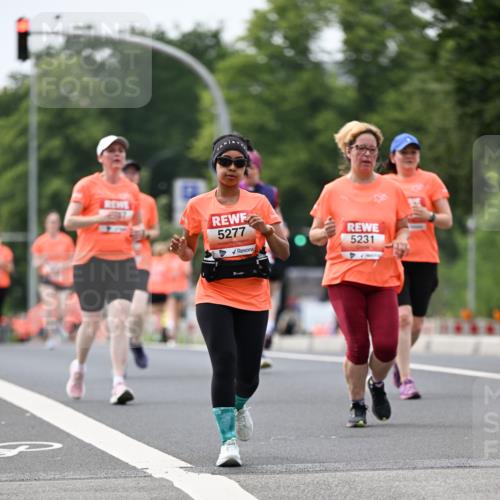 15.06.2025 - REWE Women's Run Dr. Thomas Lammeyer http://msf.ph/oto/7980884 15.06.2025 10:45:35 Laufen 4243, 5277, 5231 meine-sportfotos.de