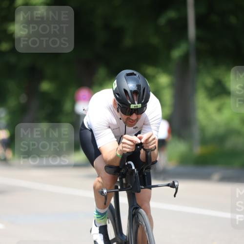 15.06.2025 - 7 Türme Triathlon Yannick Fuchs http://msf.ph/oto/7980953 15.06.2025 12:49:00 Radfahren 262, 445, 633 meine-sportfotos.de