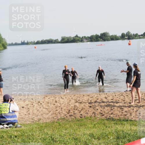 21.06.2025 - 27. Vierlanden-Triathlon MichiJ http://msf.ph/oto/7981031 15.06.2026 09:02:38 Schwimmen 200, 210, 223, 246 meine-sportfotos.de