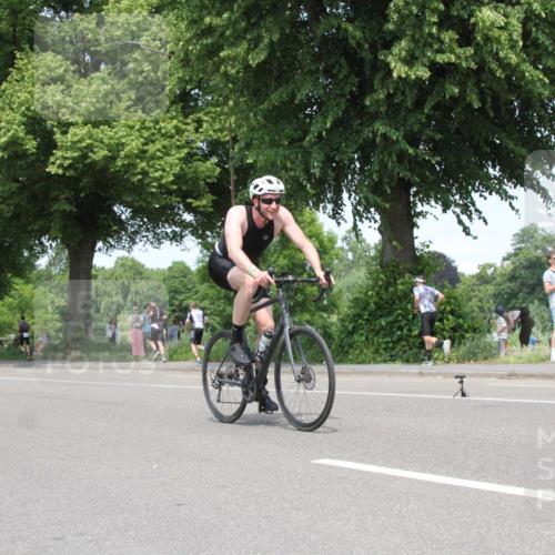 15.06.2025 - 7 Türme Triathlon Yannick Fuchs http://msf.ph/oto/7981056 15.06.2025 13:27:40 Radfahren  meine-sportfotos.de