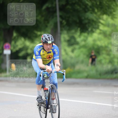 15.06.2025 - 7 Türme Triathlon Yannick Fuchs http://msf.ph/oto/7981091 15.06.2025 11:24:27 Radfahren 243, 258 meine-sportfotos.de