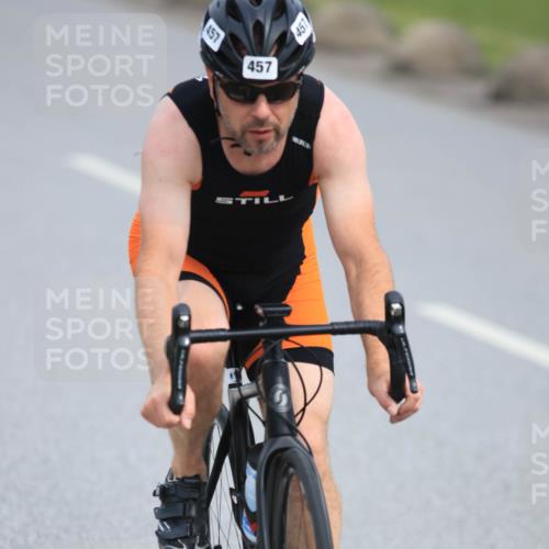 15.06.2025 - 27. Vierlanden-Triathlon H.Heesch http://msf.ph/oto/7981123 15.06.2025 10:46:05 Radfahren 153, 457 meine-sportfotos.de