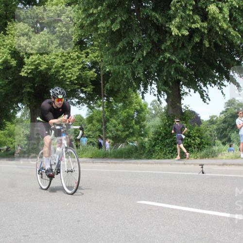15.06.2025 - 7 Türme Triathlon Yannick Fuchs http://msf.ph/oto/7981166 15.06.2025 13:28:07 Radfahren  meine-sportfotos.de