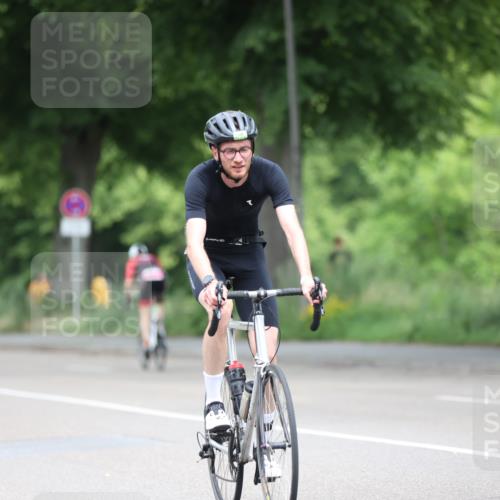 15.06.2025 - 7 Türme Triathlon Yannick Fuchs http://msf.ph/oto/7981169 15.06.2025 11:24:33 Radfahren 258 meine-sportfotos.de