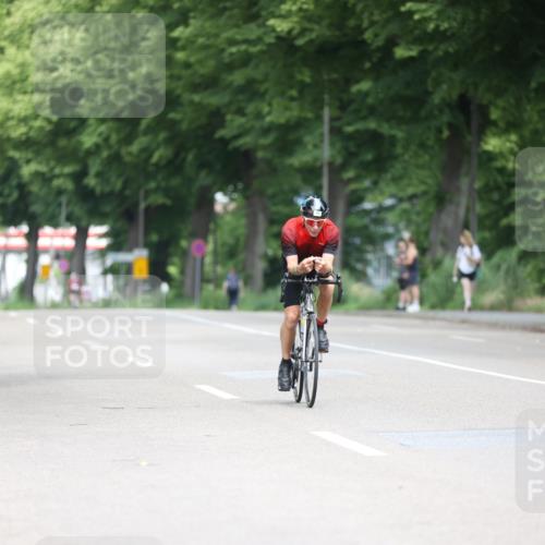15.06.2025 - 7 Türme Triathlon Yannick Fuchs http://msf.ph/oto/7981207 15.06.2025 11:24:48 Radfahren  meine-sportfotos.de