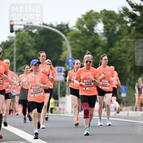 15.06.2025 - REWE Women's Run Dr. Thomas Lammeyer http://msf.ph/oto/7981232 15.06.2025 10:45:44 Laufen 119, 5224, 5265, 5344 meine-sportfotos.de