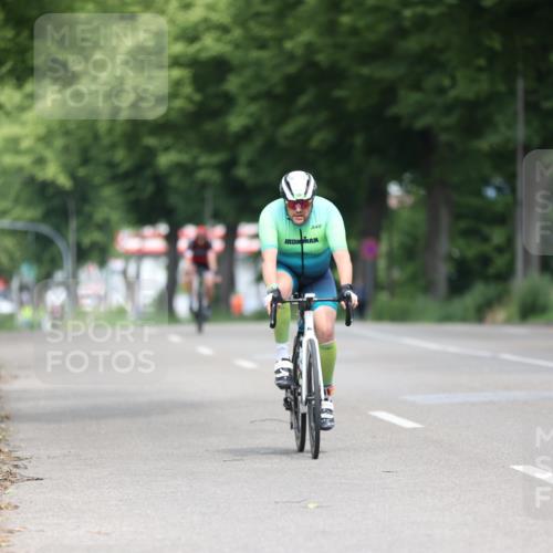 15.06.2025 - 7 Türme Triathlon Yannick Fuchs http://msf.ph/oto/7981264 15.06.2025 11:25:00 Radfahren  meine-sportfotos.de