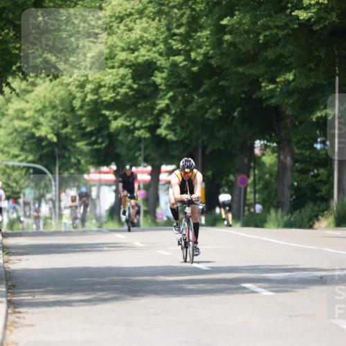 15.06.2025 - 7 Türme Triathlon Yannick Fuchs http://msf.ph/oto/7981287 15.06.2025 12:49:31 Radfahren 247, 366, 397, 638, 671 meine-sportfotos.de