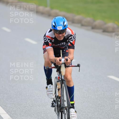 15.06.2025 - 27. Vierlanden-Triathlon H.Heesch http://msf.ph/oto/7981295 15.06.2025 10:47:04 Radfahren 68, 143, 169, 193, 370, 418 meine-sportfotos.de