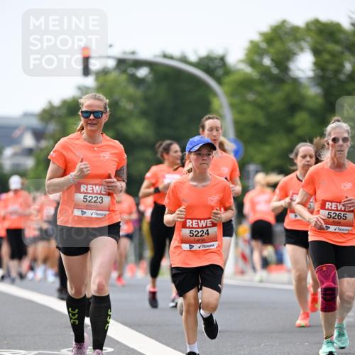 15.06.2025 - REWE Women's Run Dr. Thomas Lammeyer http://msf.ph/oto/7981300 15.06.2025 10:45:45 Laufen 5223, 5224, 5265 meine-sportfotos.de