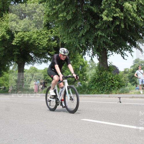 15.06.2025 - 7 Türme Triathlon Yannick Fuchs http://msf.ph/oto/7981318 15.06.2025 13:28:56 Radfahren  meine-sportfotos.de