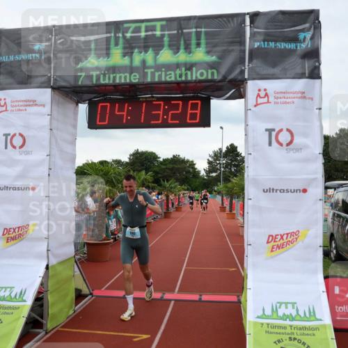15.06.2025 - 7 Türme Triathlon Michael Strokosch http://msf.ph/oto/7981339 15.06.2025 14:13:27 Ziel 545, 597 meine-sportfotos.de