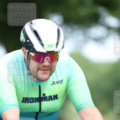 15.06.2025 - 7 Türme Triathlon Yannick Fuchs http://msf.ph/oto/7981343 15.06.2025 11:25:02 Radfahren  meine-sportfotos.de