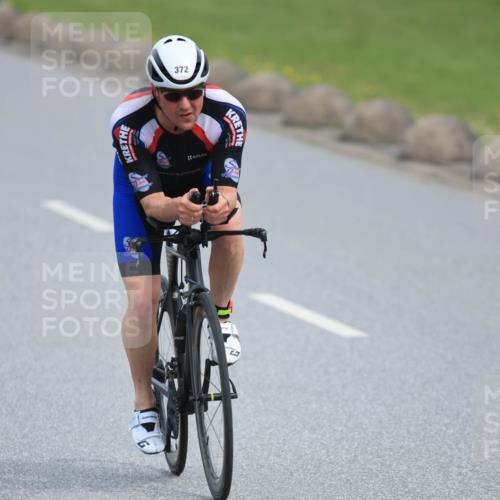 15.06.2025 - 27. Vierlanden-Triathlon H.Heesch http://msf.ph/oto/7981352 15.06.2025 10:47:22 Radfahren 83, 114, 152, 372, 410 meine-sportfotos.de